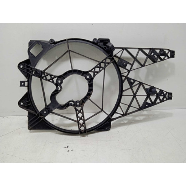 Defletor Ventoinha Radiador Fiat Bravo 1.8 E-torq 2011 A 16