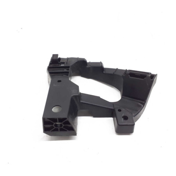 Suporte Inferior Farol Direito Honda Hrv 2015 A 2018