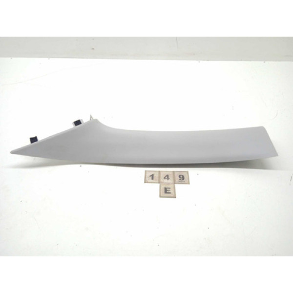 Acabamento Esquerdo Coluna Parabrisa Jeep Compass 2017 A 19