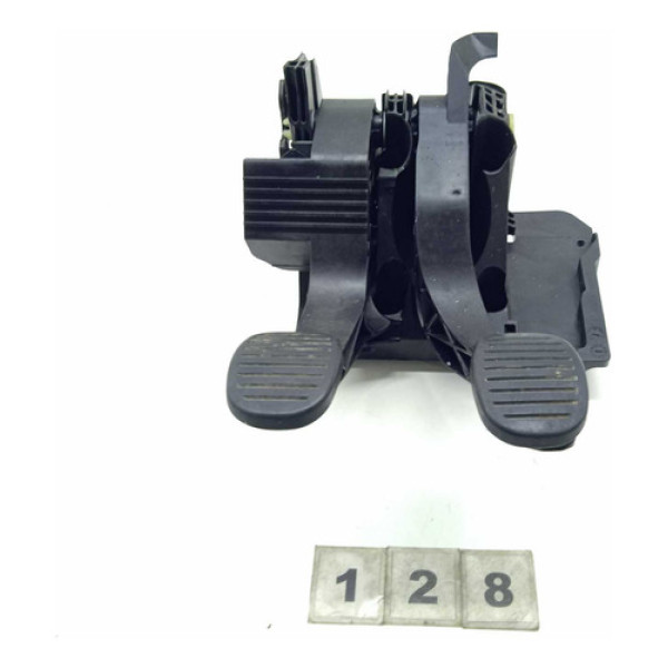 Suporte Pedal Freio Embreagem Fiat Cronos 2021 A 2024 128