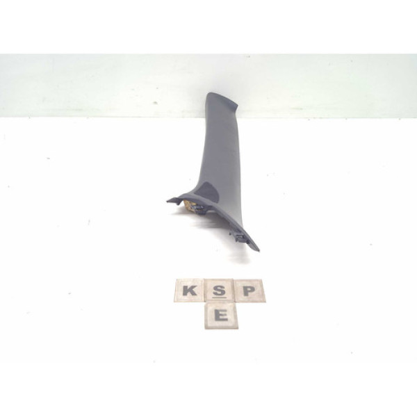 Acabamento Esquerdo Coluna Parabrisa Nissan Kicks 2017 A 21