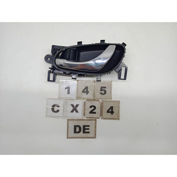 Macaneta Interna Dianteira Esquerda Nissan Sentra 2014 A 16