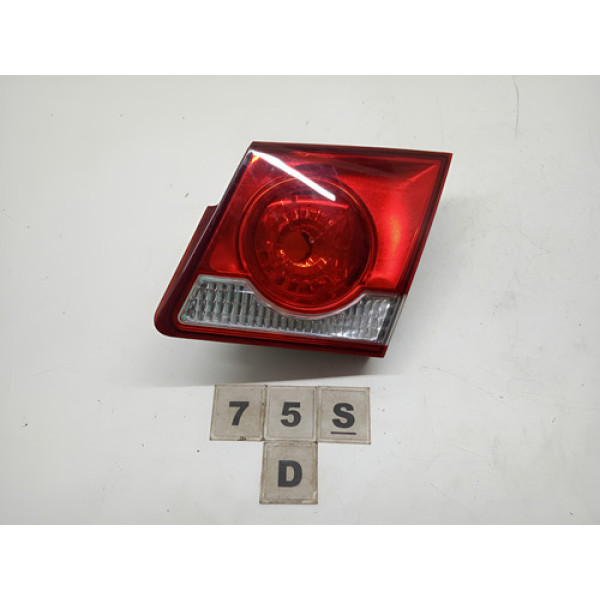 Lanterna Direita Tampa Traseira Gm Cruze Sedan 2012 A 2016