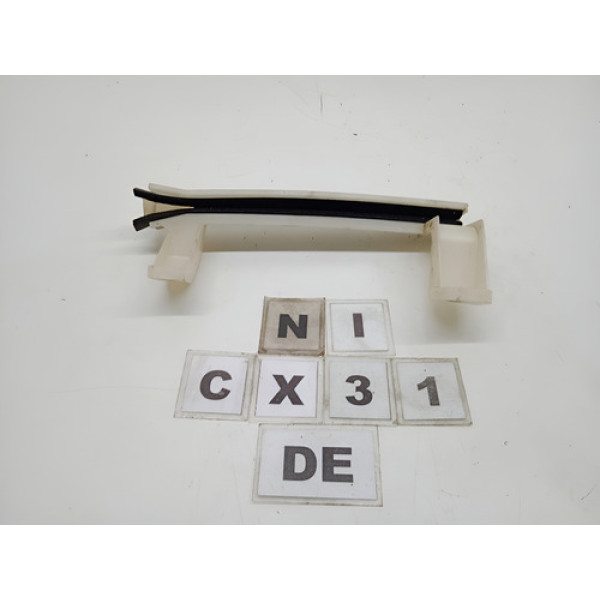 Guia Vidro Porta Dianteira Esquerda Fiat Mobi 2017 A 2021 Ni